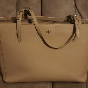Tory Burch purse